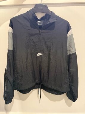 Nike Black and Gray Half-Zip Pullover Windbreaker